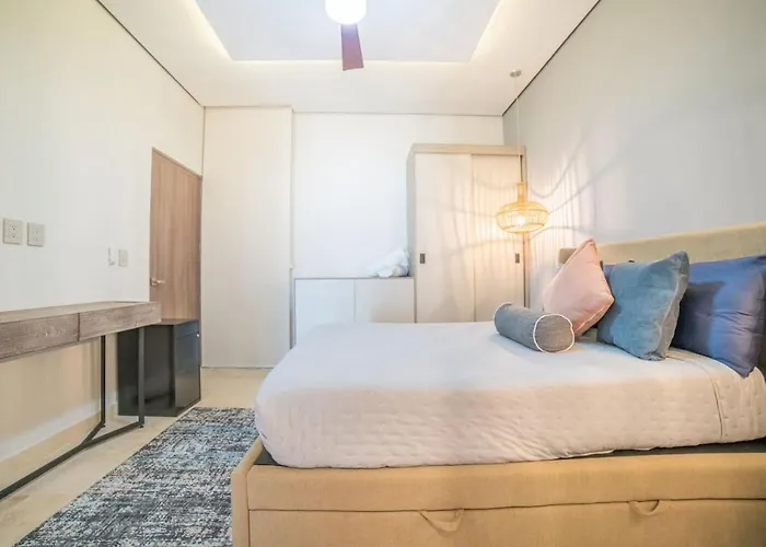 Ocean View 2bdr Luxury - Free Club Apartment