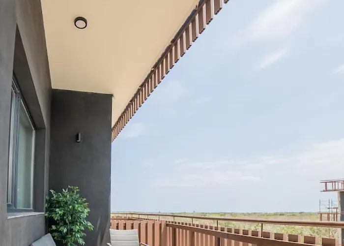 Ocean View 2bdr Luxury - Free Club Apartment